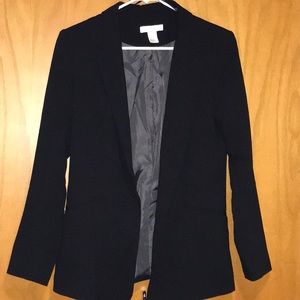 Women’s buttonless blazer